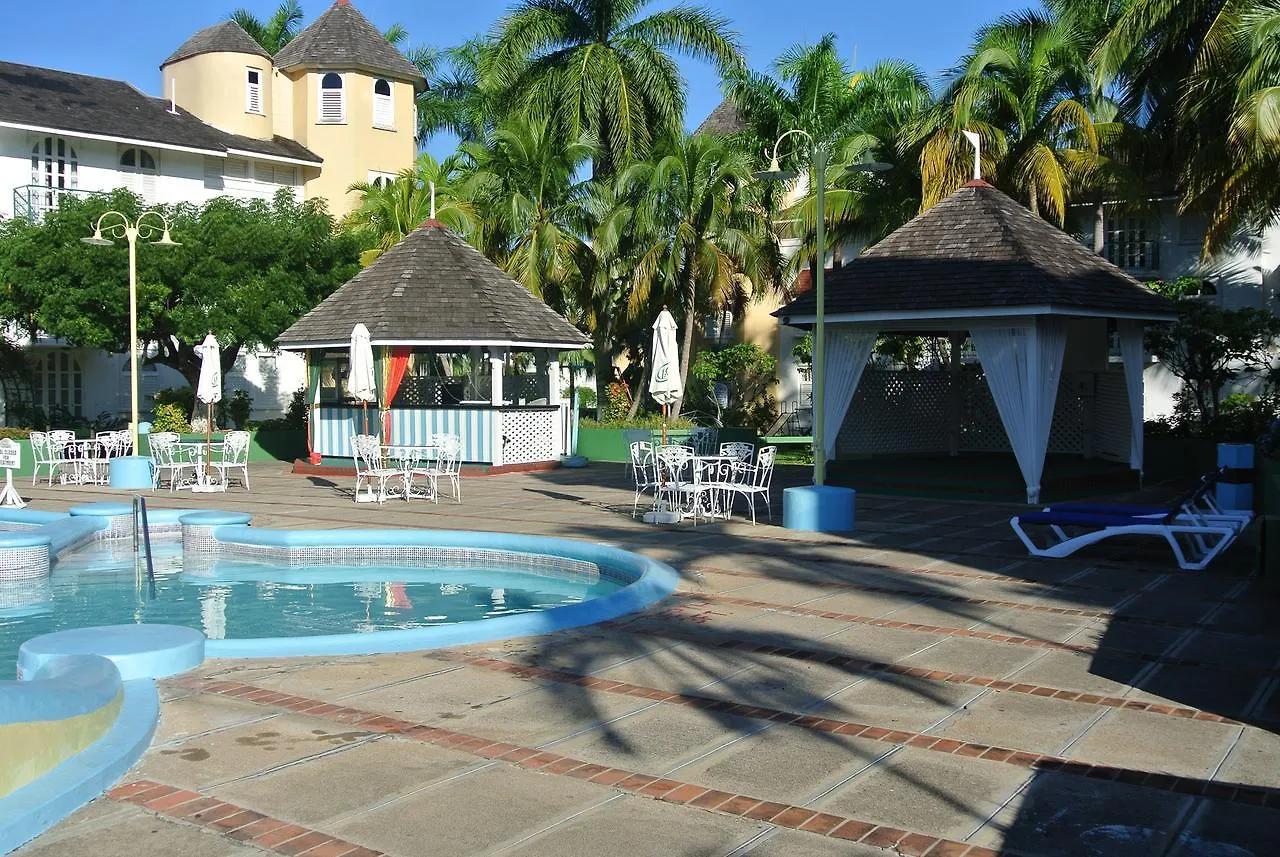 Beach One Bedroom Suite C15 Ocho Rios