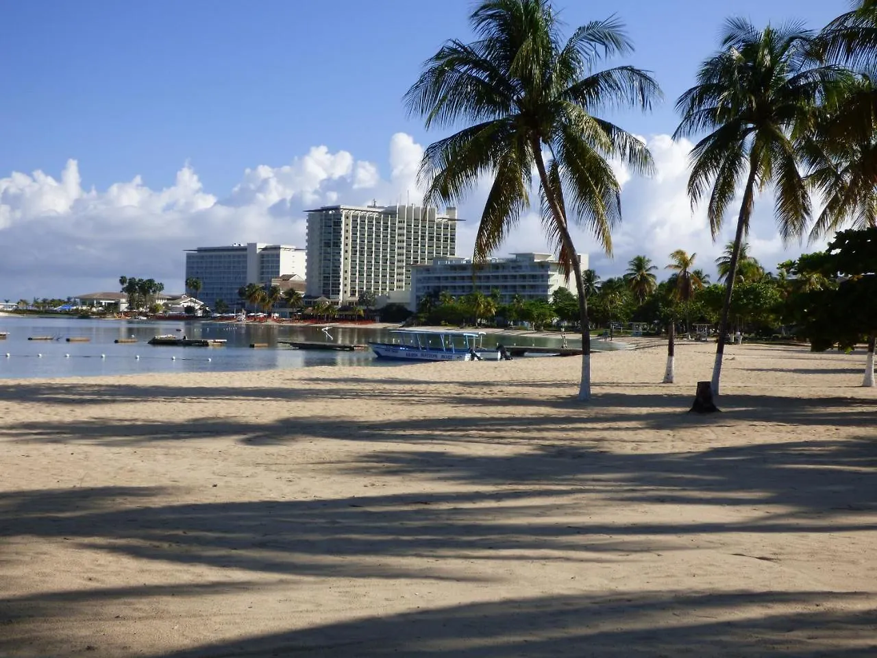 Hotel apartamentowy Beach One Bedroom Suite C15 Ocho Rios